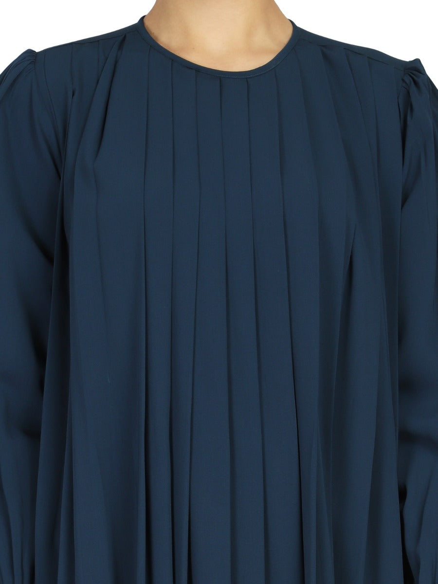 Abaya With Multiple Pleats And Belt. Comes With A Matching Hijab.