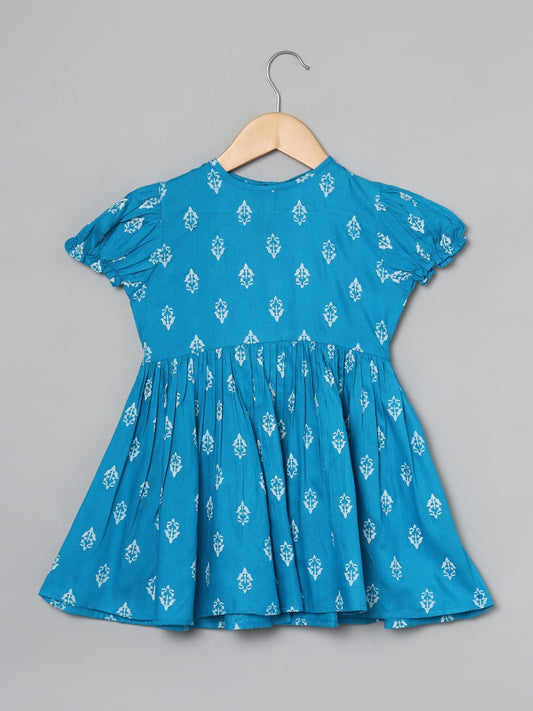 Printed Frock In Rayon Fabric With Elasticated Sleeves