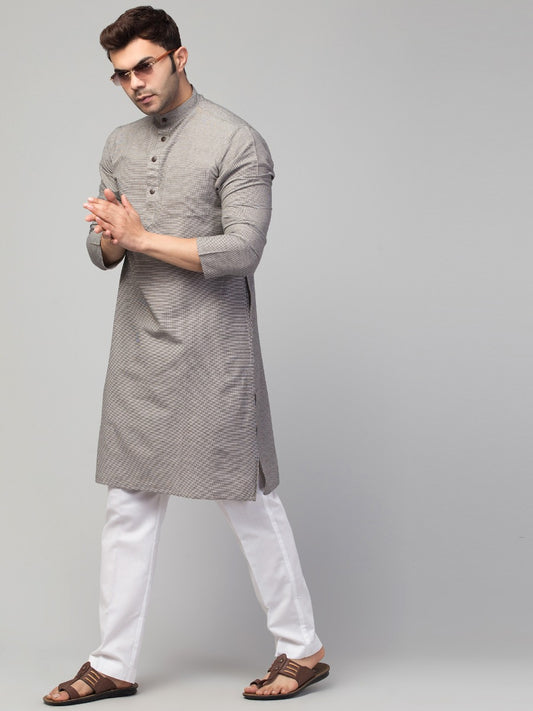 Elegant Kurta For Men In Pure Cotton Blend Fabric