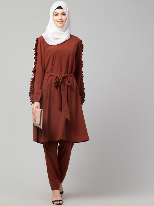 Stylish Tunic With Trouser & A Belt