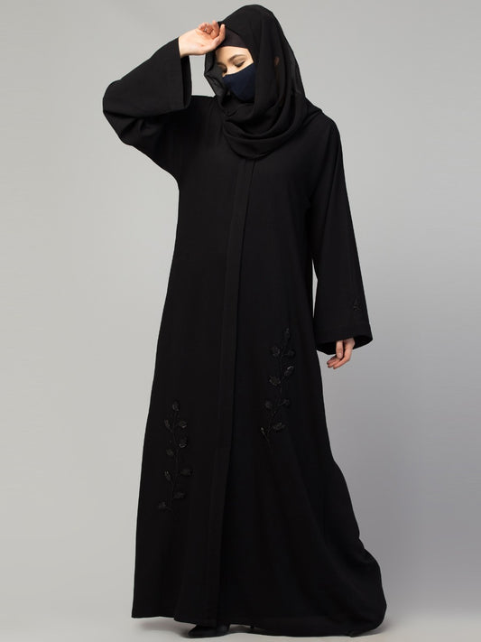 Front Open Abaya In Crushed Fabric With Handwork Embellishments