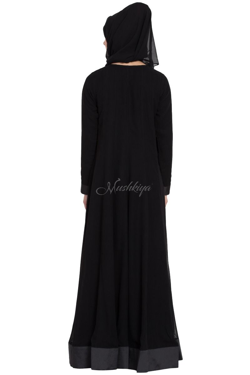 sharqiya abaya