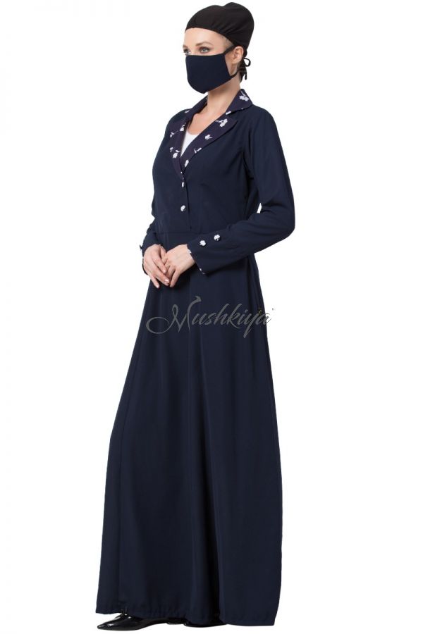 Mushkiya-Coat Style Dress With Printed Contrast And A Belt