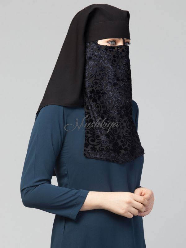 Beautiful Niqab In Brasso Fabric.