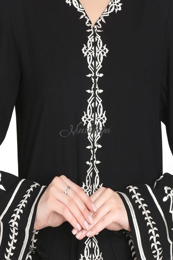 Mushkiya-Black-Front Open Abaya With White Embroidery.